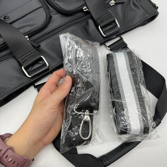 IHKWIP Cargo Catchall Tote with Two Crossbody Straps Metallic Black - Picture 5 of 11